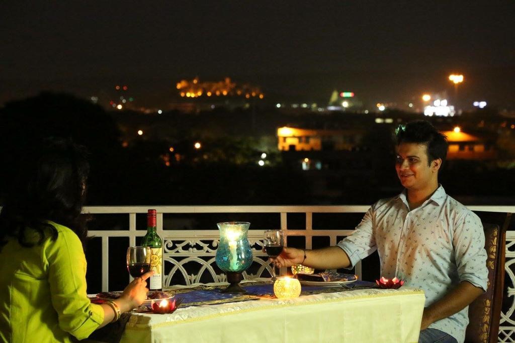 Saket Inn Jaipur Eksteriør bilde